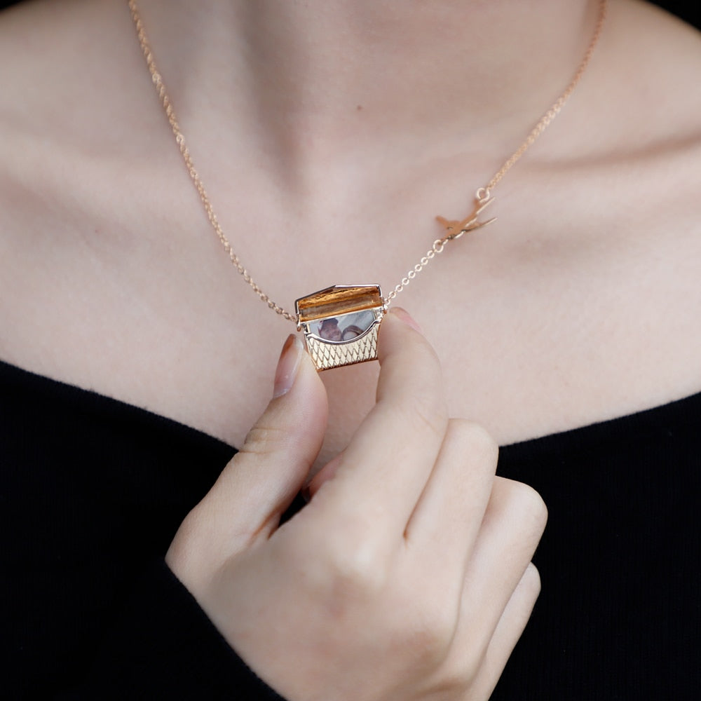 Envelope Pendant Necklace Custom your message or Photo Mail Pendant Necklace Jewelry Gift gift box packing